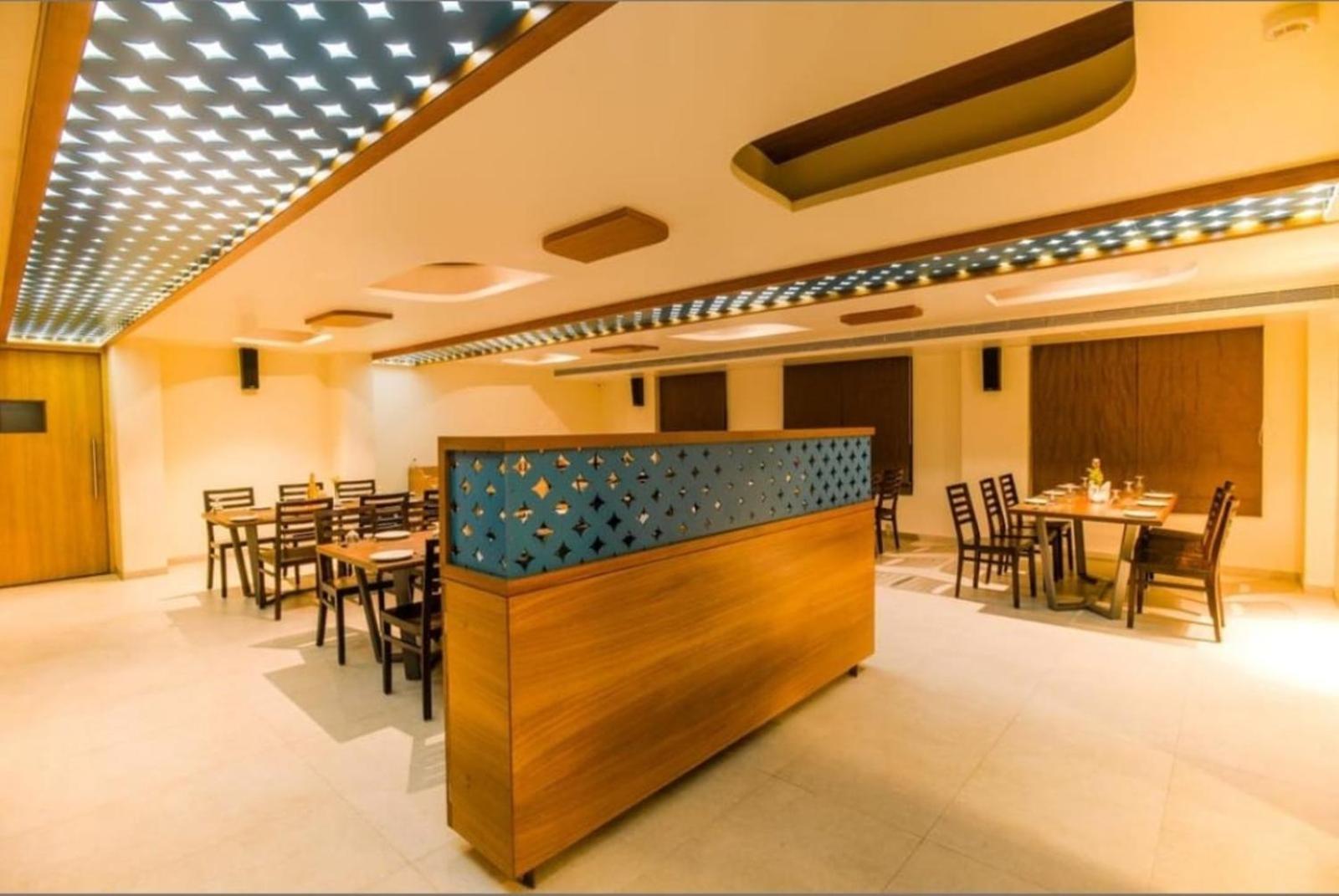 Elite Boutique Hotel Satara Exterior foto